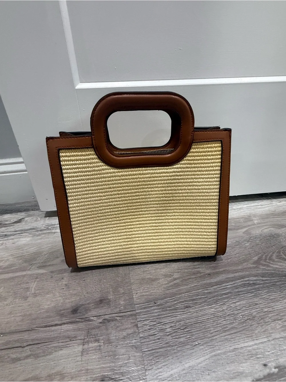 Jen and Co Woven Square Cutout Handle Purse Straw Tote with Brown Trim Crossbody